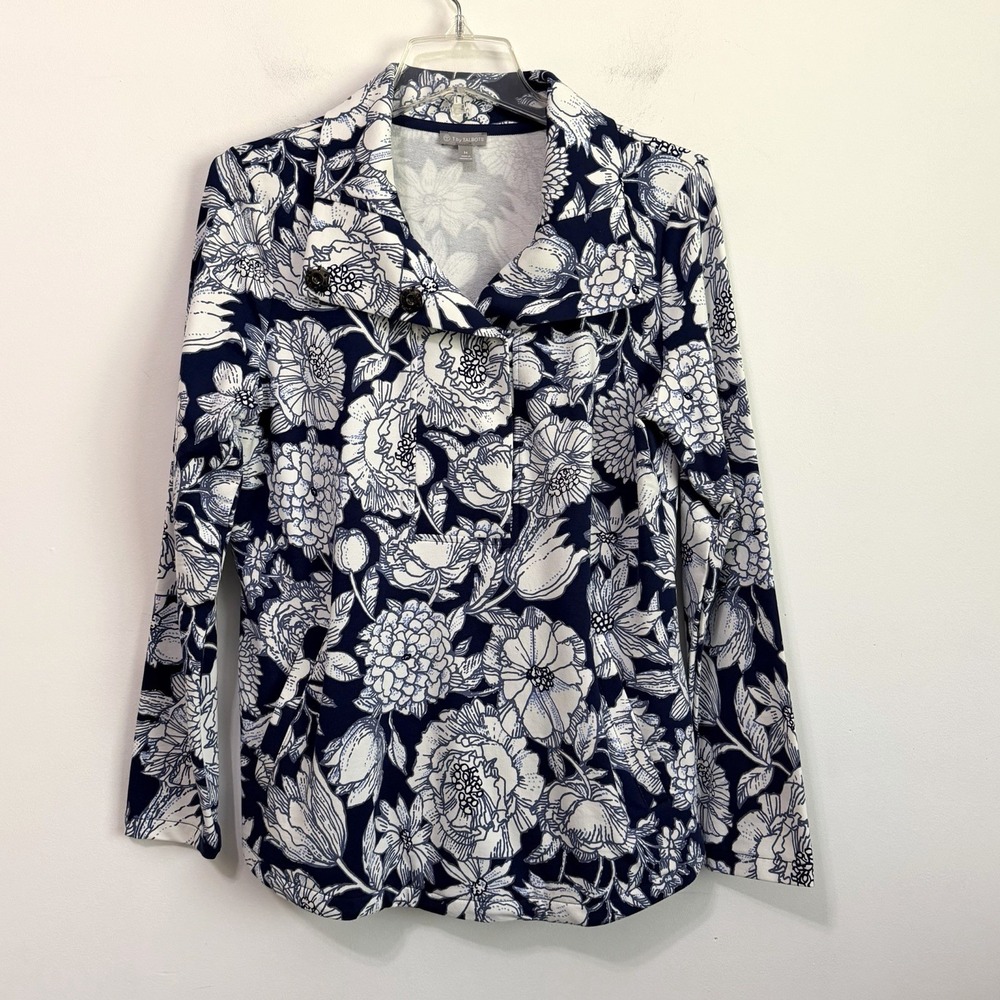 T By Talbots French Terry Snap Placket Pullover Top M Navy Blue Etched Floral‎